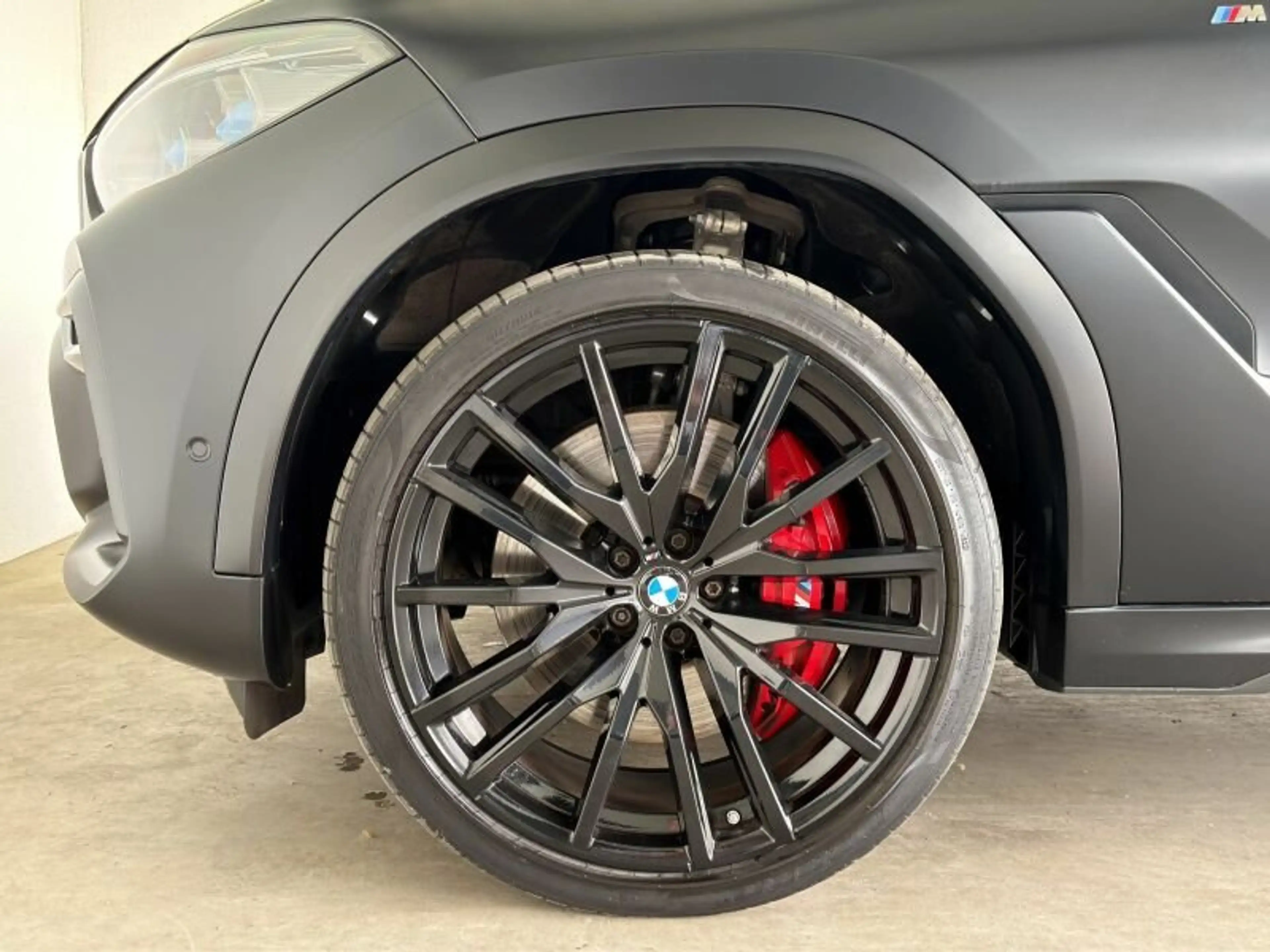 BMW X6 M 50i SHZ/LASER/INT/hk/HUD/360/PanSky/FondTV — photo 5