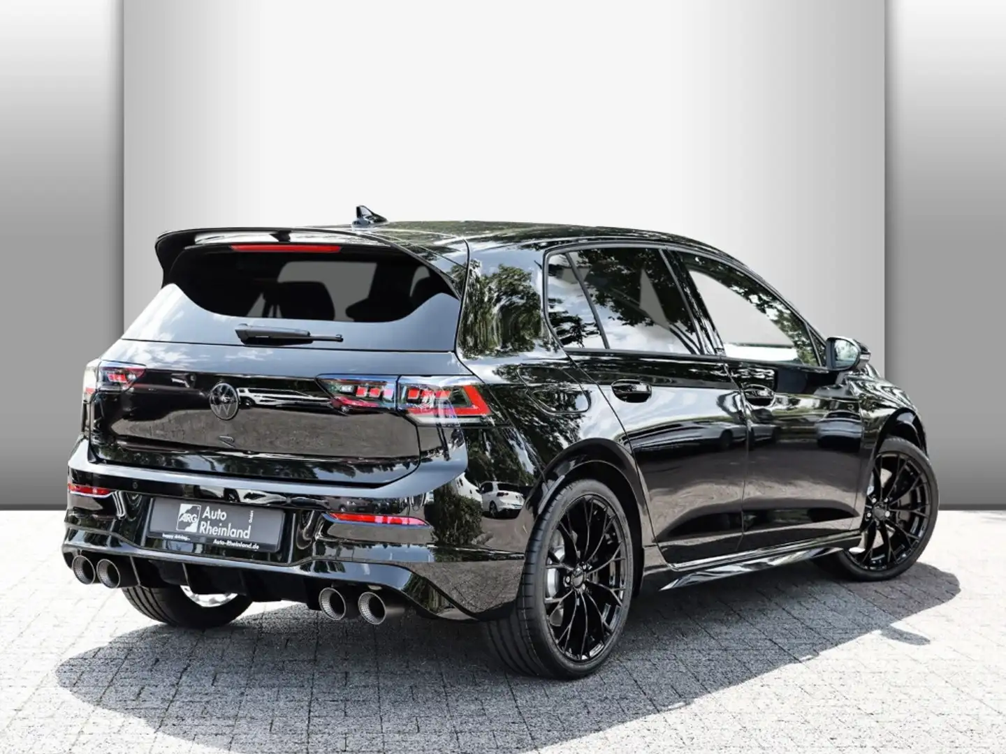 Volkswagen Golf R BLACK EDITION 2,0 l TSI 4M DSG/AKRAPOVIC/LEDER/KOM Schwarz - 2