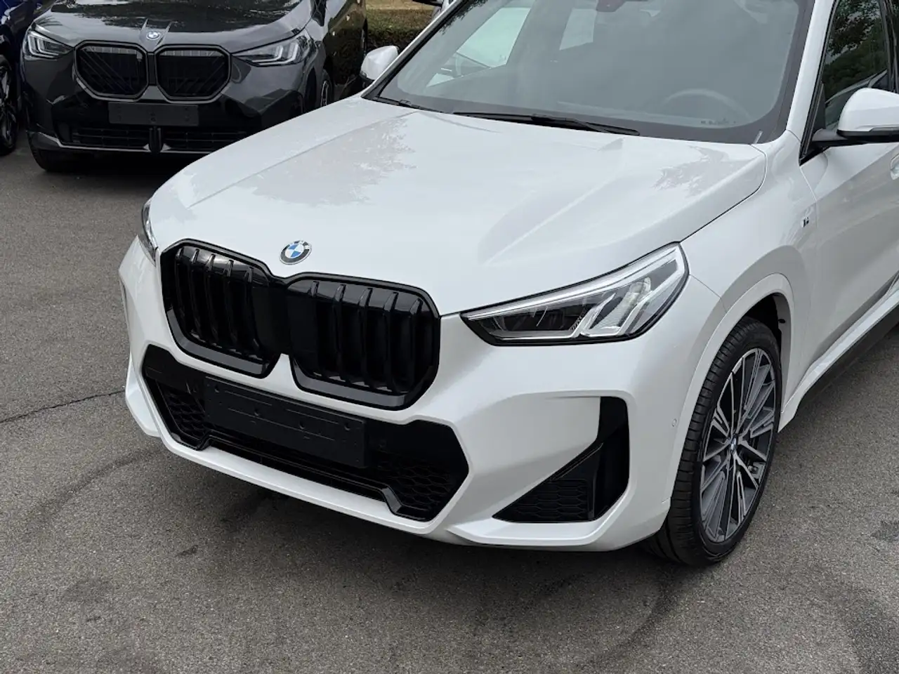 BMW X1 sDrive18i M Sport / PANODAK / TREKHAAK / DODE HOEK, миниатюра 2