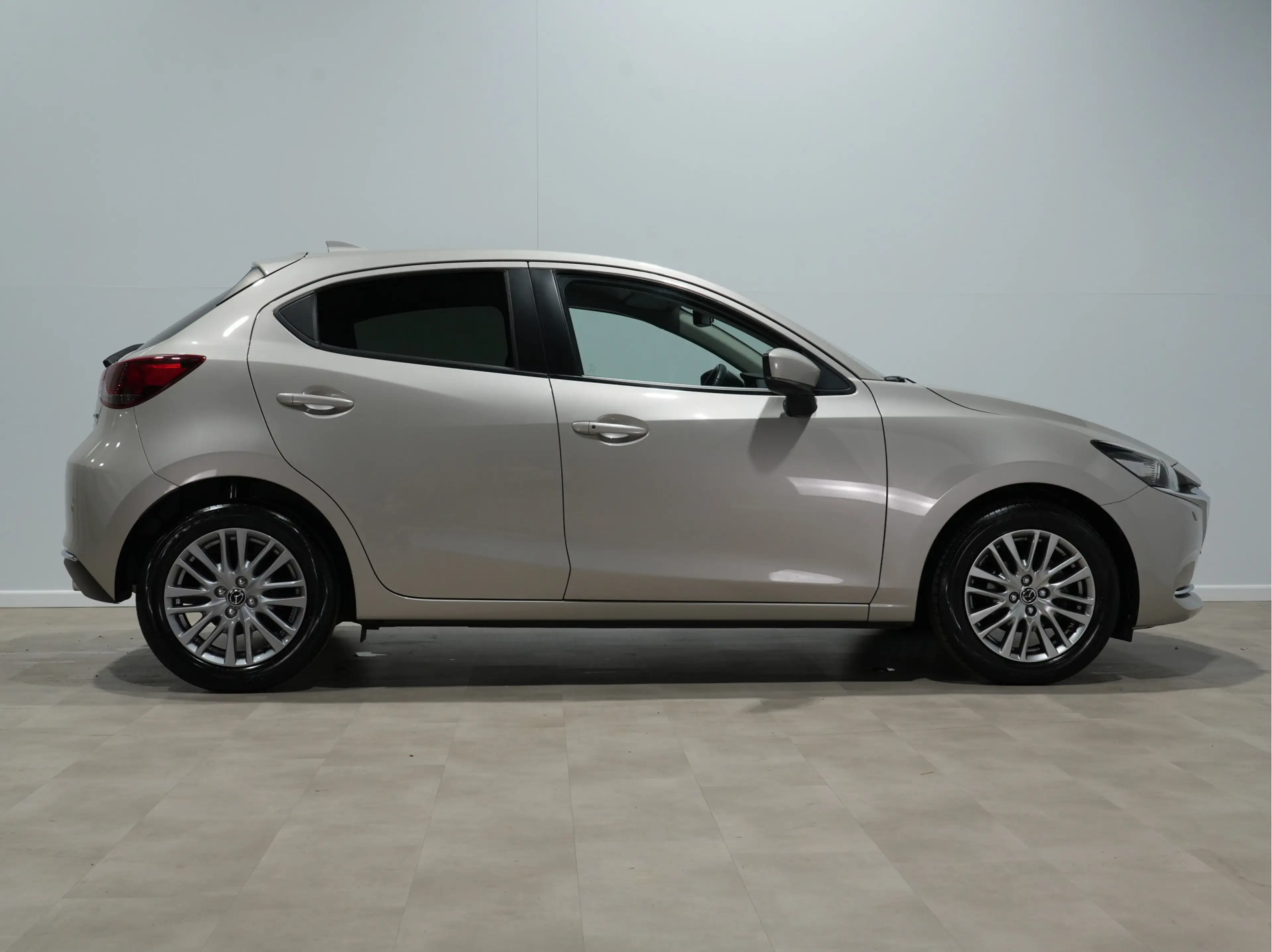 Mazda 2 1.5 Skyactiv-G Luxury Camera Apple Carplay stoel/s — photo 10