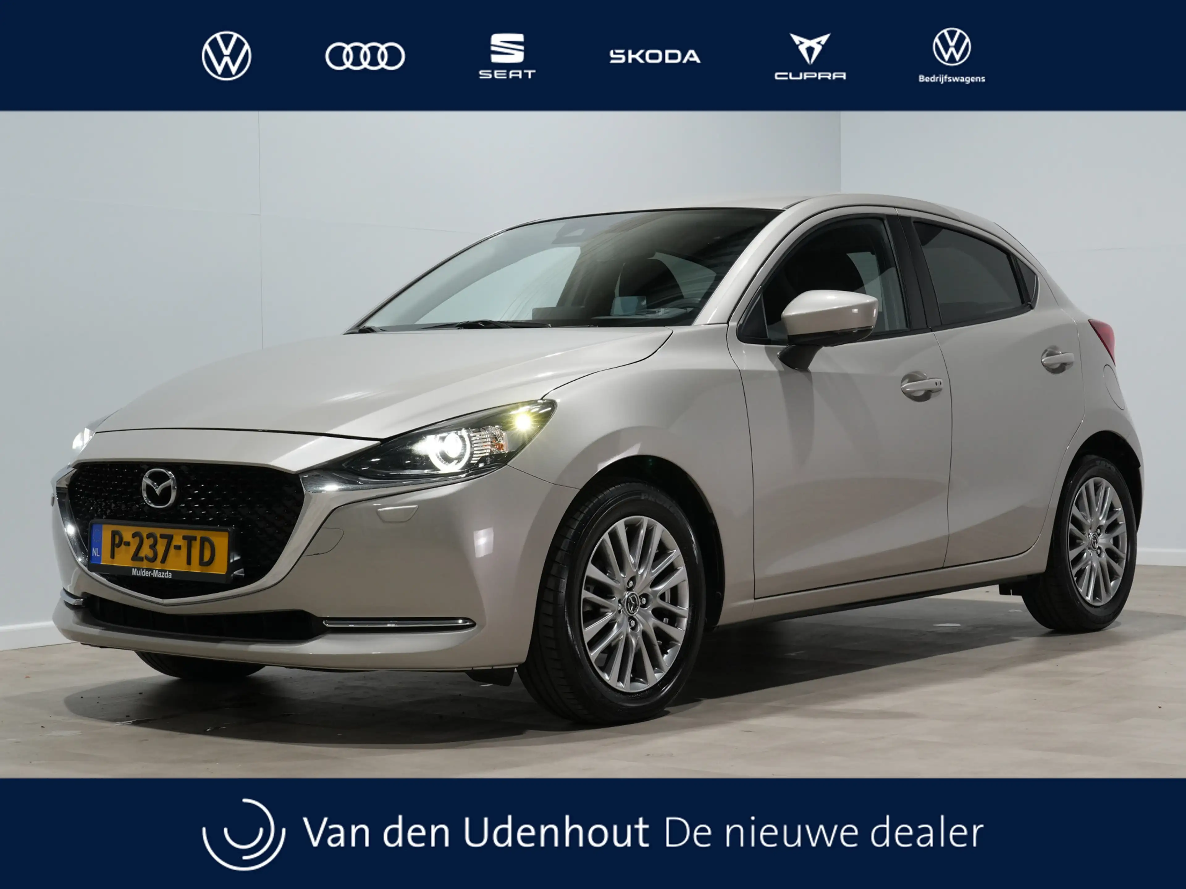 Mazda 2 1.5 Skyactiv-G Luxury Camera Apple Carplay stoel/s