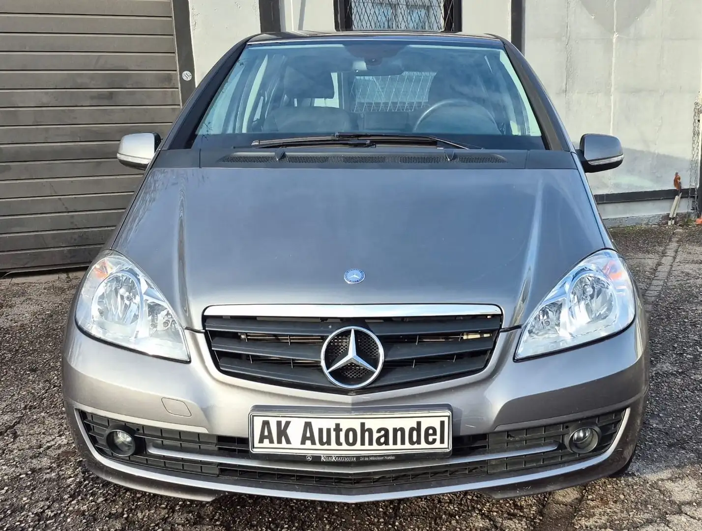Mercedes-Benz A 150 Klima Sitzheizung Tüv & Service Neu Grau - 2