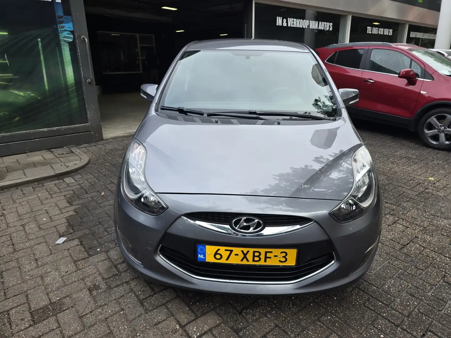 Hyundai iX20 1.6i i-Motion | 2E EIGENAAR | 12MND GARANTIE | NW Grijs - 2
