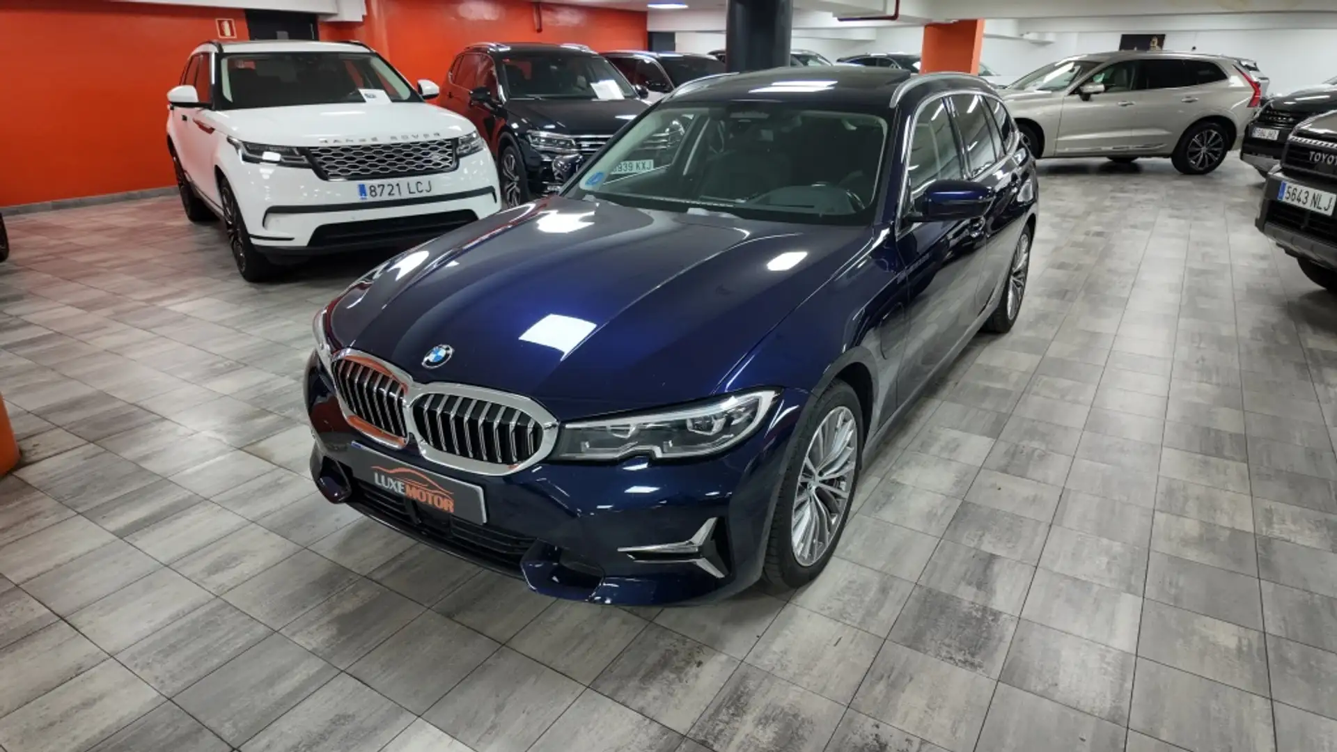 BMW 330 330e xDrive Touring Azul - 1