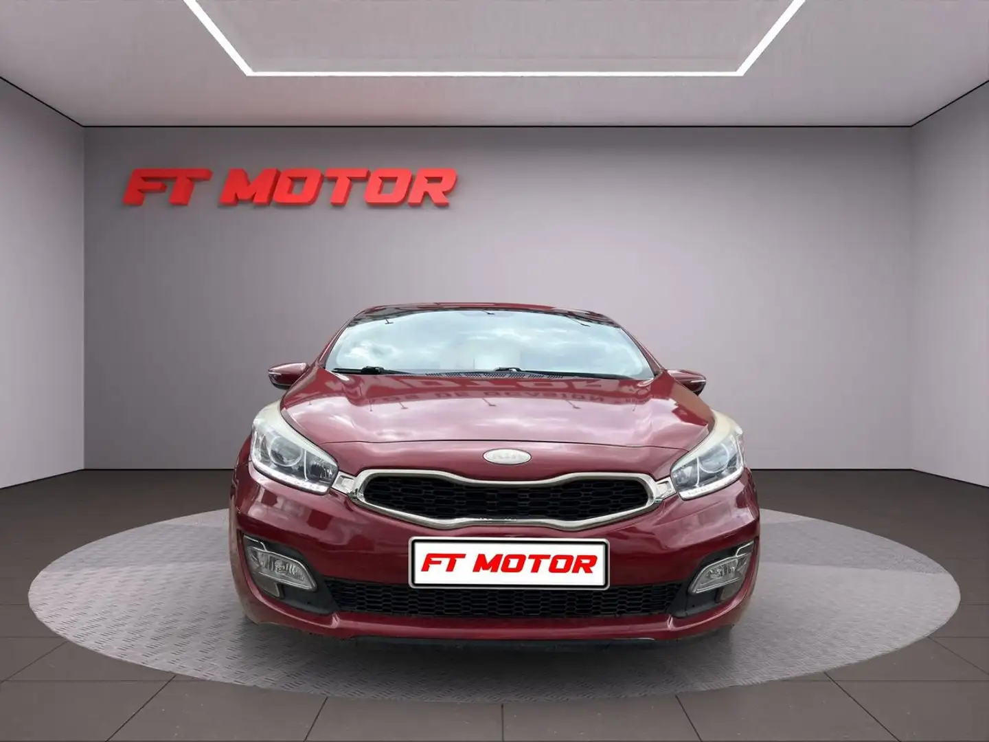 Kia Ceed / cee'd Pro 1.6 GDI 135cv Drive Rojo - 2