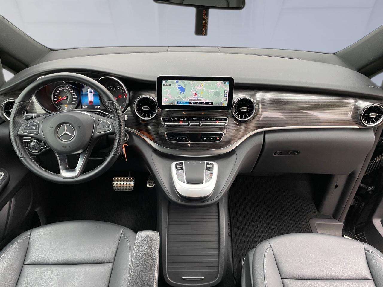 Mercedes-Benz V 250
