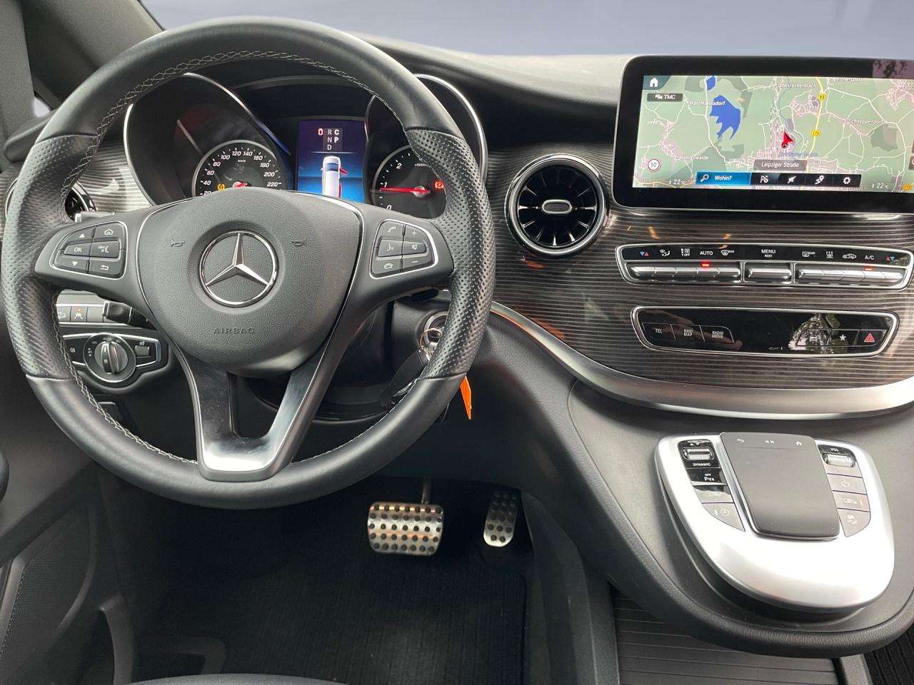 Mercedes-Benz V 250