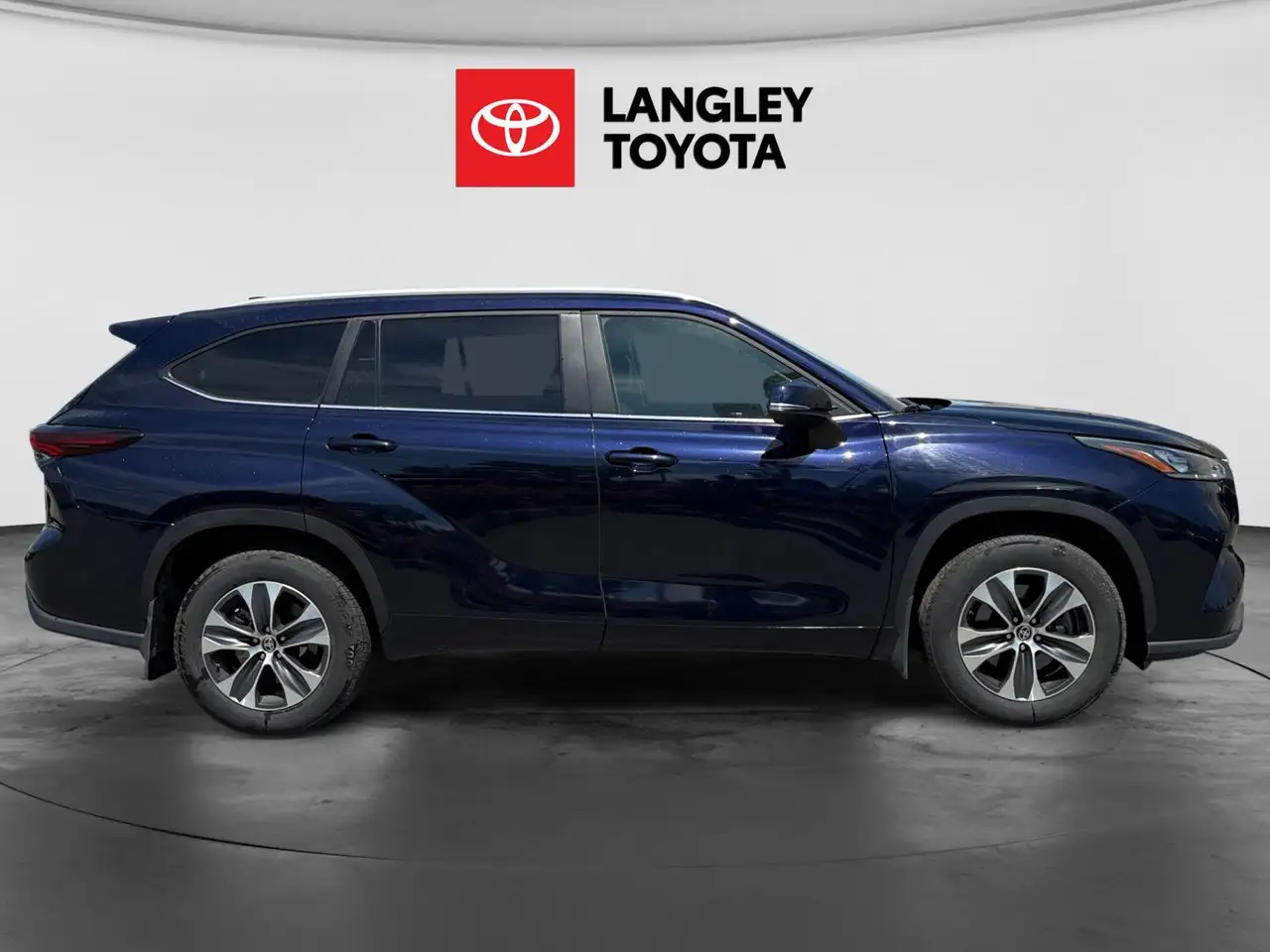 Toyota Highlander photo Toyota Highlander