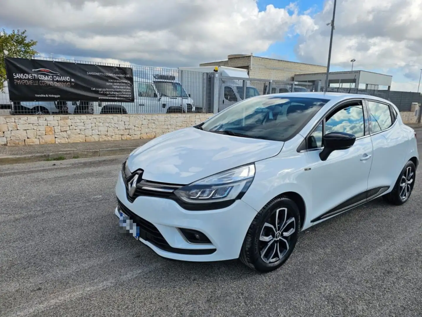 Renault Clio 1.5 dCi 8V 75 CV 5 porte Moschino AUTOCARRO N1 Bianco - 1