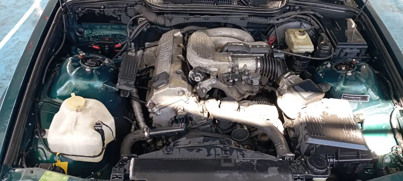 BMW 318i, foto 9