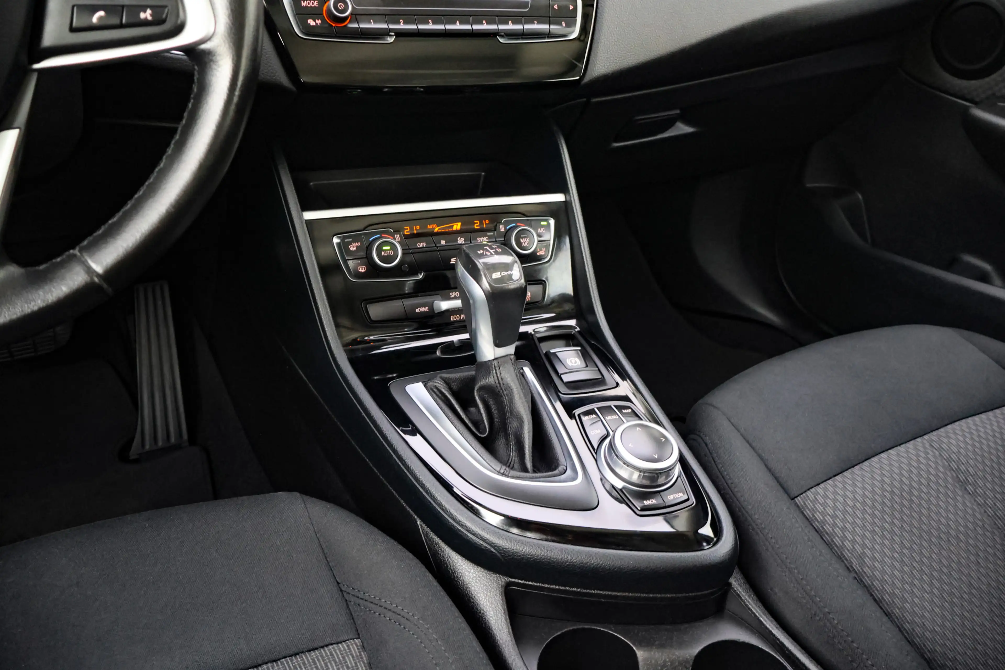 BMW 225 2-serie Active Tourer 225xe iPerformance Executive — photo 18