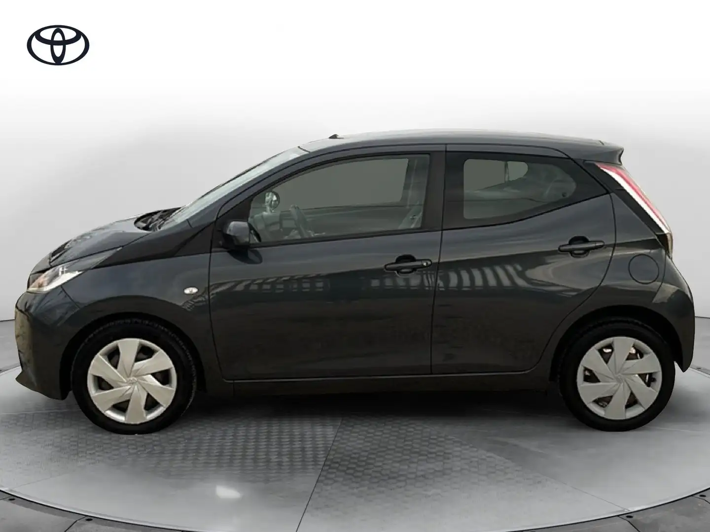 Toyota Aygo Aygo 1.0 VVT-i 69 CV 5 porte x-play TSS Grau - 2