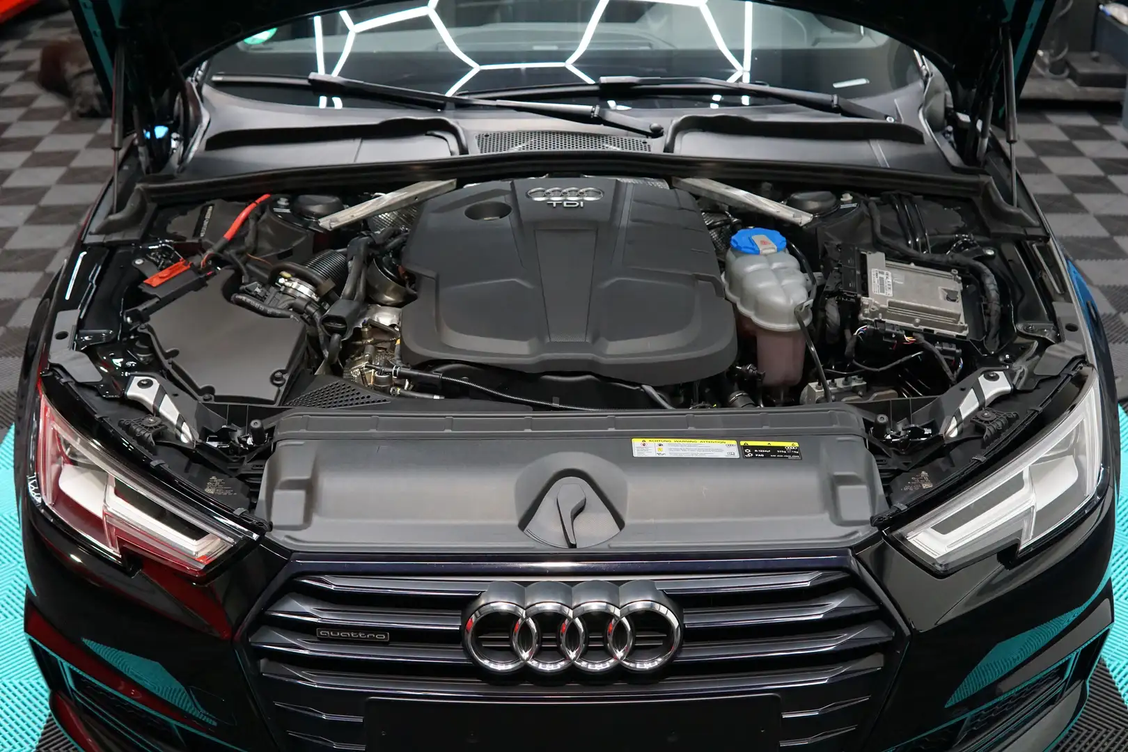 Audi A4 A4 Avant Diesel Avant 2.0 TDI S tronic quattro spo Schwarz - 2