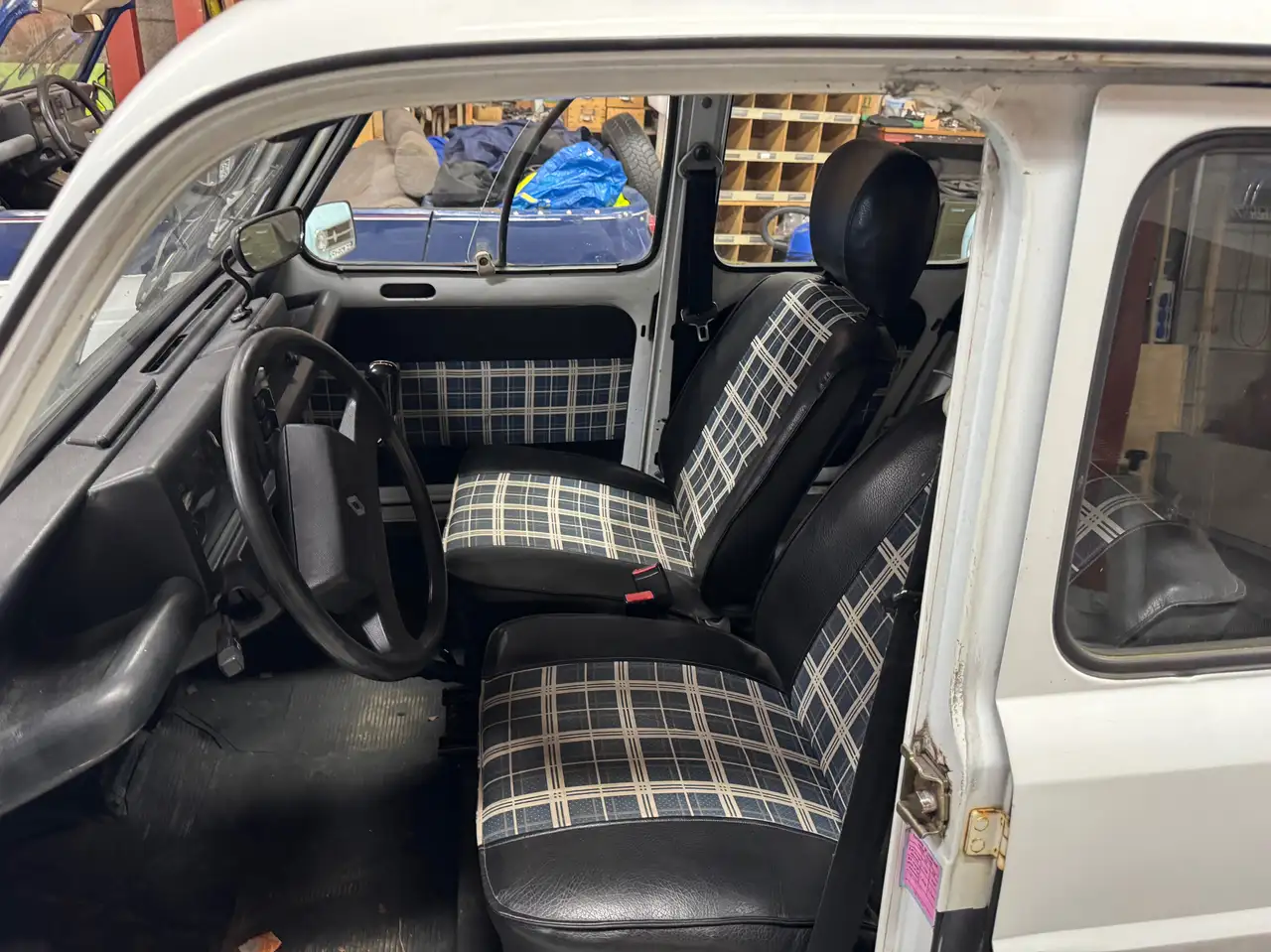 Renault R 4 GTL, foto 3