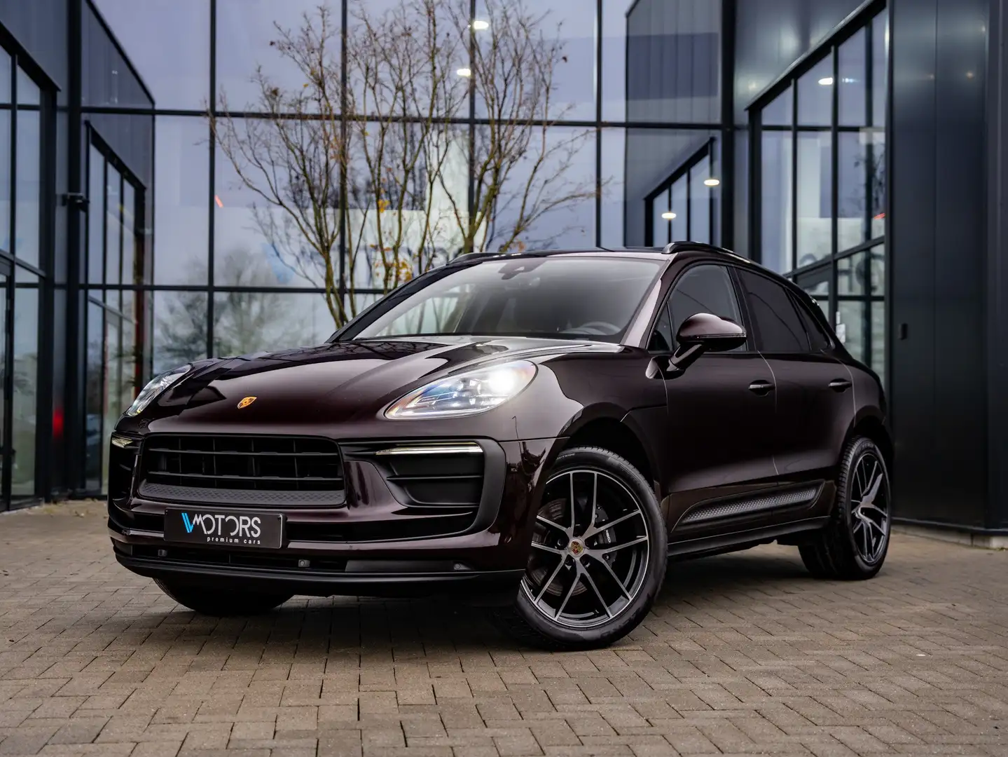 Porsche Macan 2.0 Turbo PDK - VAT - sportchrono - panorama Bruin - 1