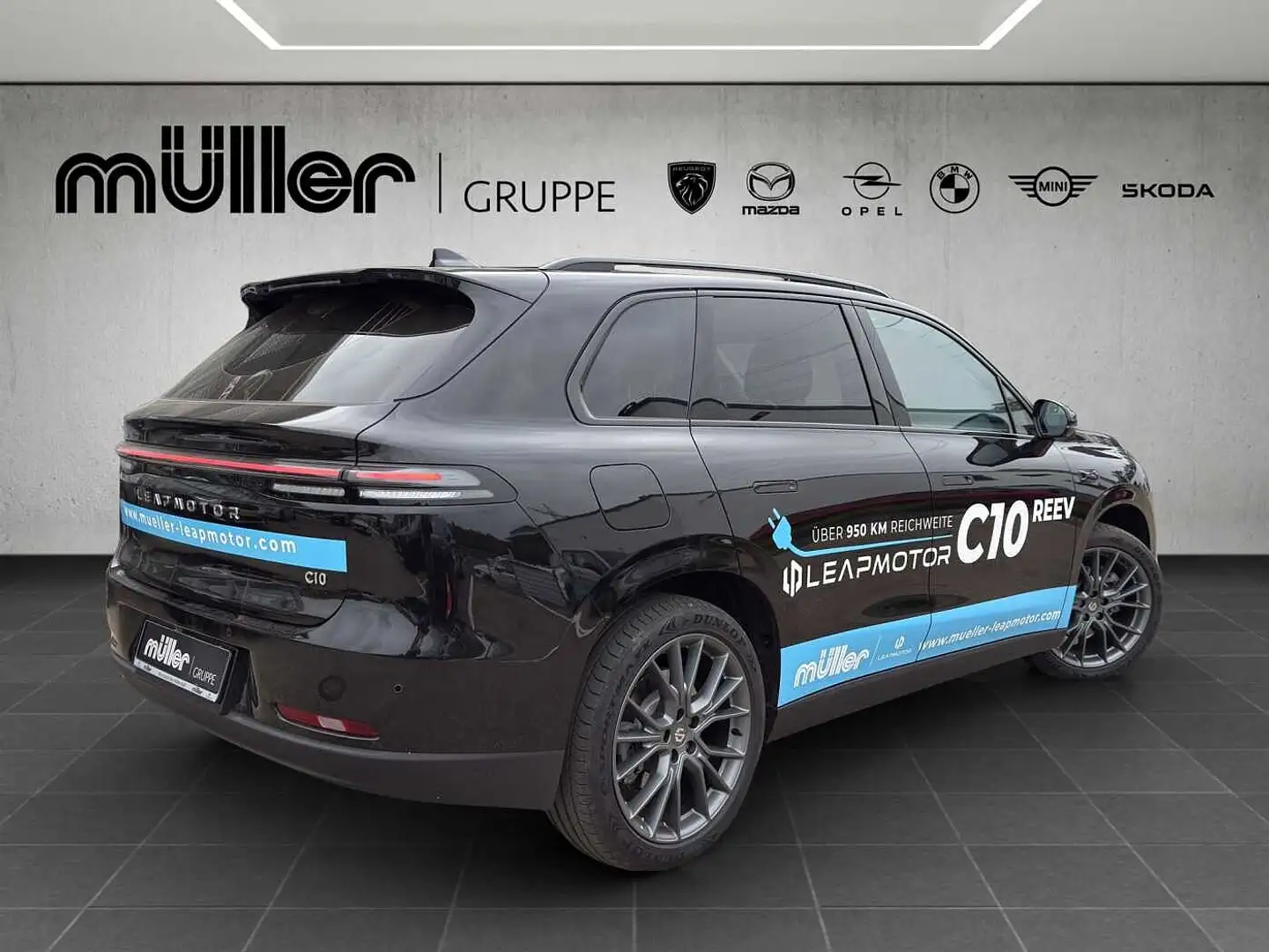 Leapmotor C10 REEV 28,4 kWh Design Schwarz - 2