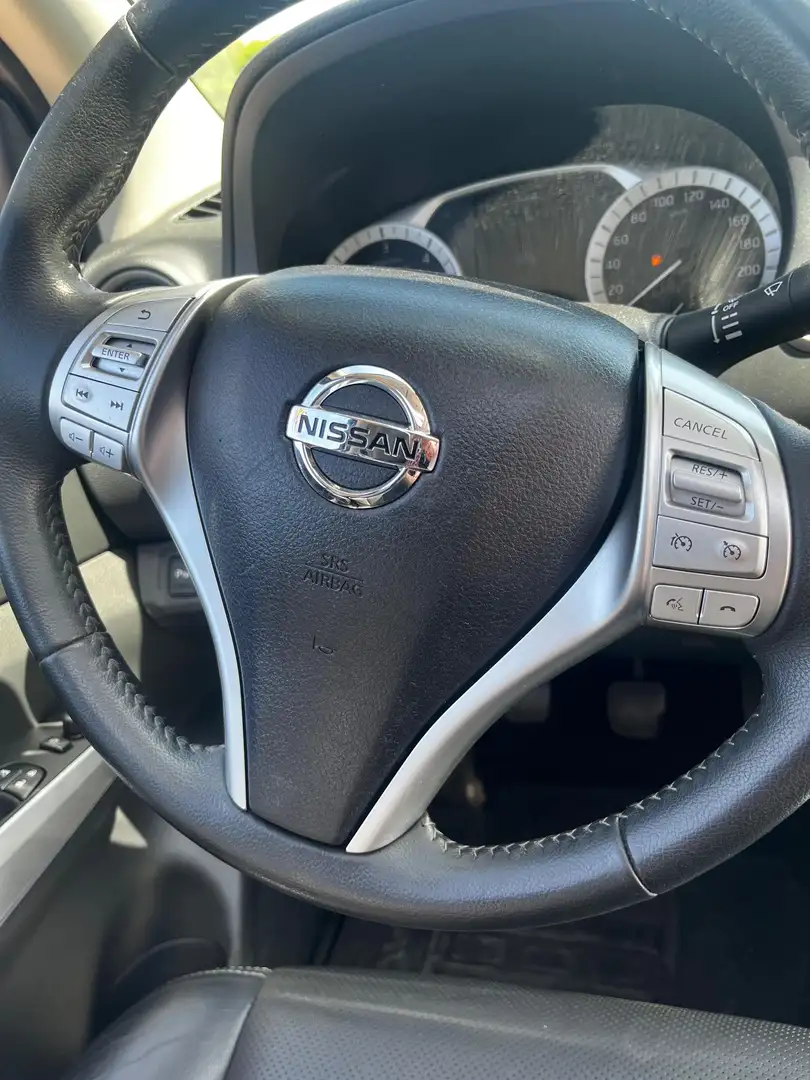 Nissan Navara Navara 2.3 dci d.cab N-Connecta 4wd 190cv Bianco - 2