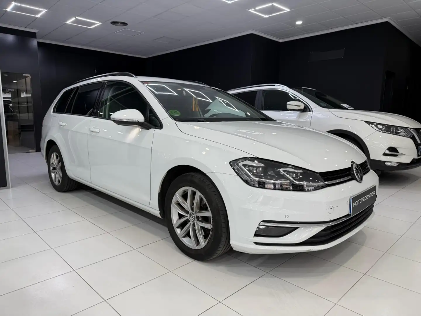 Volkswagen Golf Variant 2.0TDI Advance DSG7 Blanco - 1