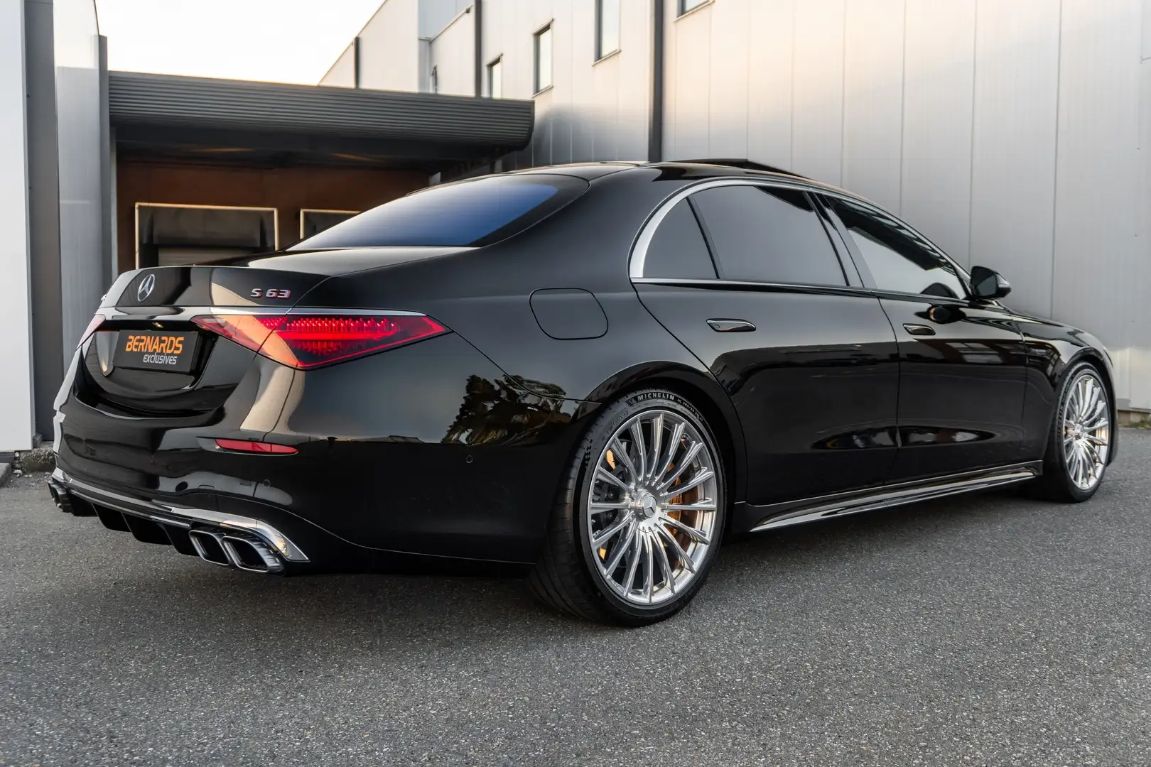Mercedes-Benz S 63 AMG S E Performance - Ceramic - Burmester 4D - Pano Schwarz - 2