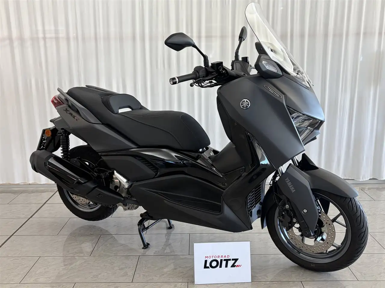 Yamaha X-Max 300