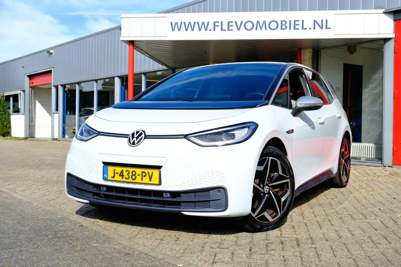Volkswagen ID.3 First Plus 58 kWh Aut. Navi|Adapt-Cruise|1e Eig|LM Wit - 1
