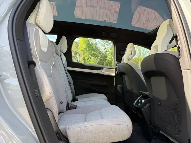 Volvo Ex90 view 9