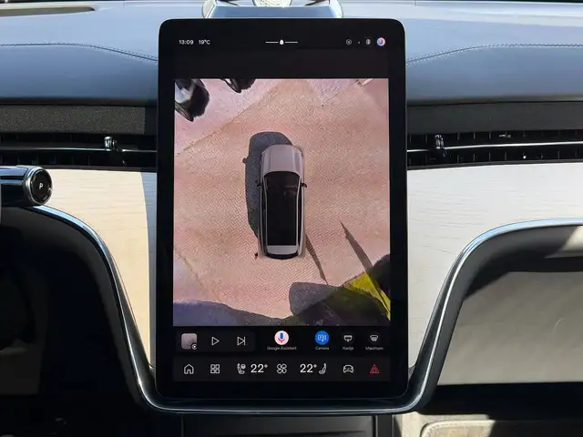 Volvo Ex90 view 14