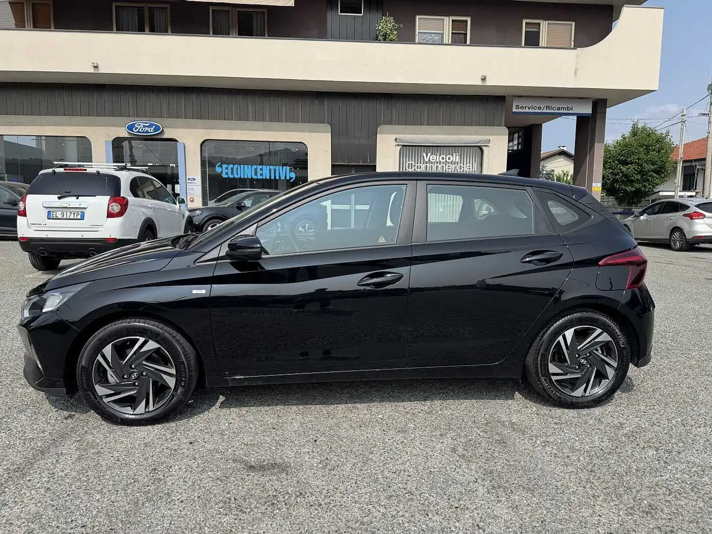 Hyundai i20 3ª serie 1.0 T-GDI 48V iMT Connectline Nero - 2