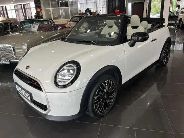 MINI Cooper S Cabrio Aut. Favoured