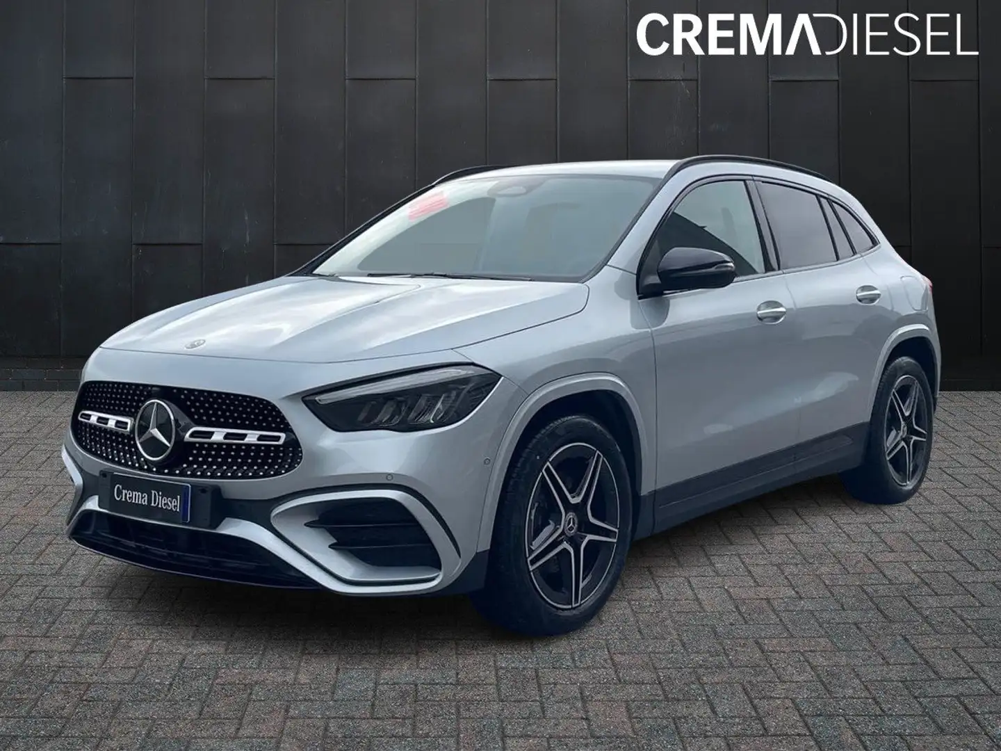 Mercedes-Benz GLA 180 GLA 180 d AMG Line Advanced Plus Auto Negro - 1