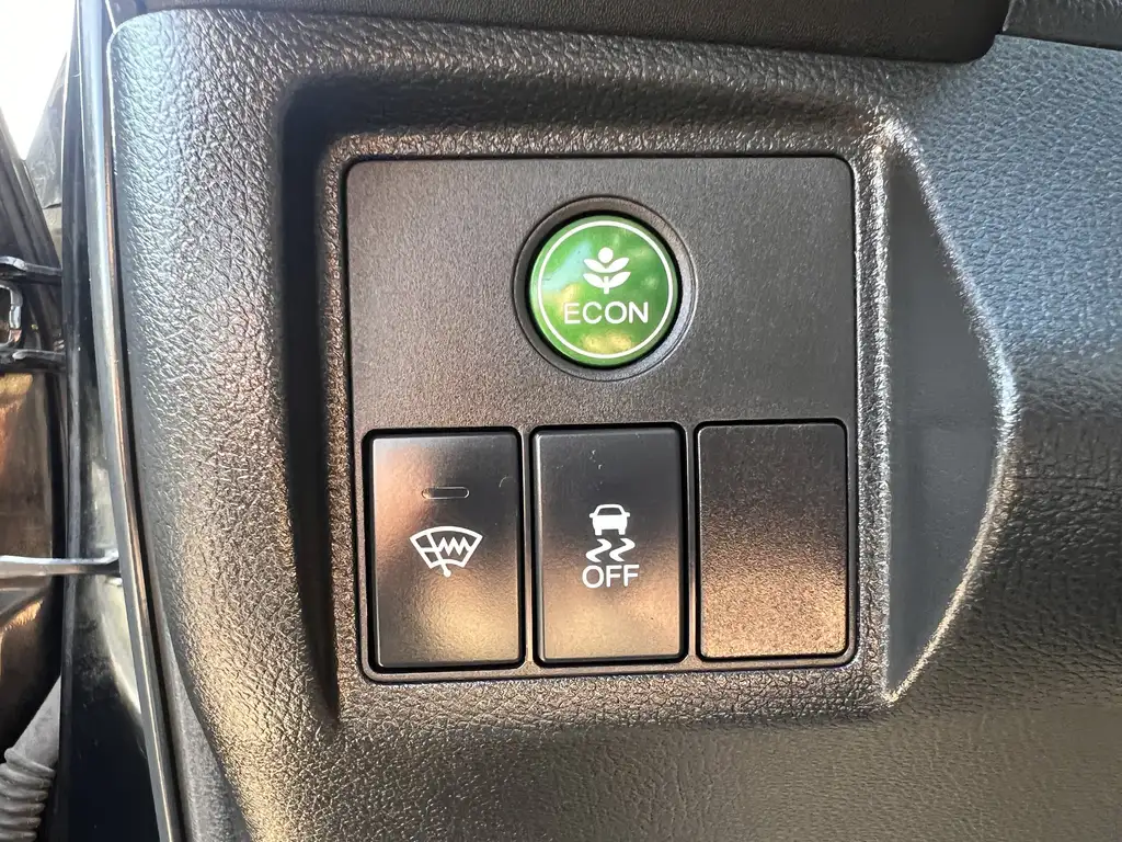 2016 Honda HR-V LX | Heated Seats | Rear Cam | Auto Climate Contro — photo 7