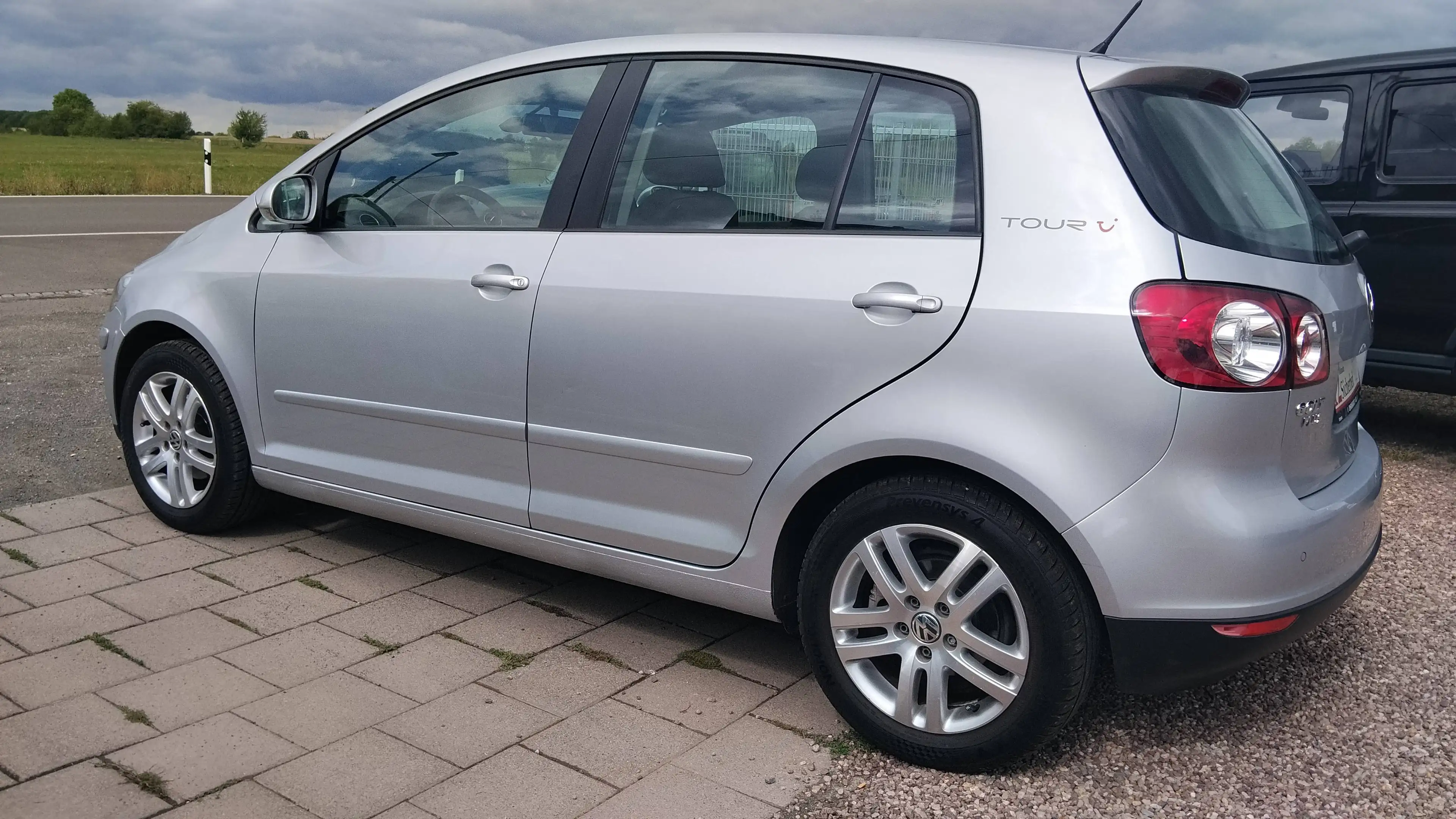 Volkswagen Golf Plus Golf V Plus 1.6 Tour Klima,Scheckheft,TÜV28,1.Hand,sehr gepflegt — photo 3