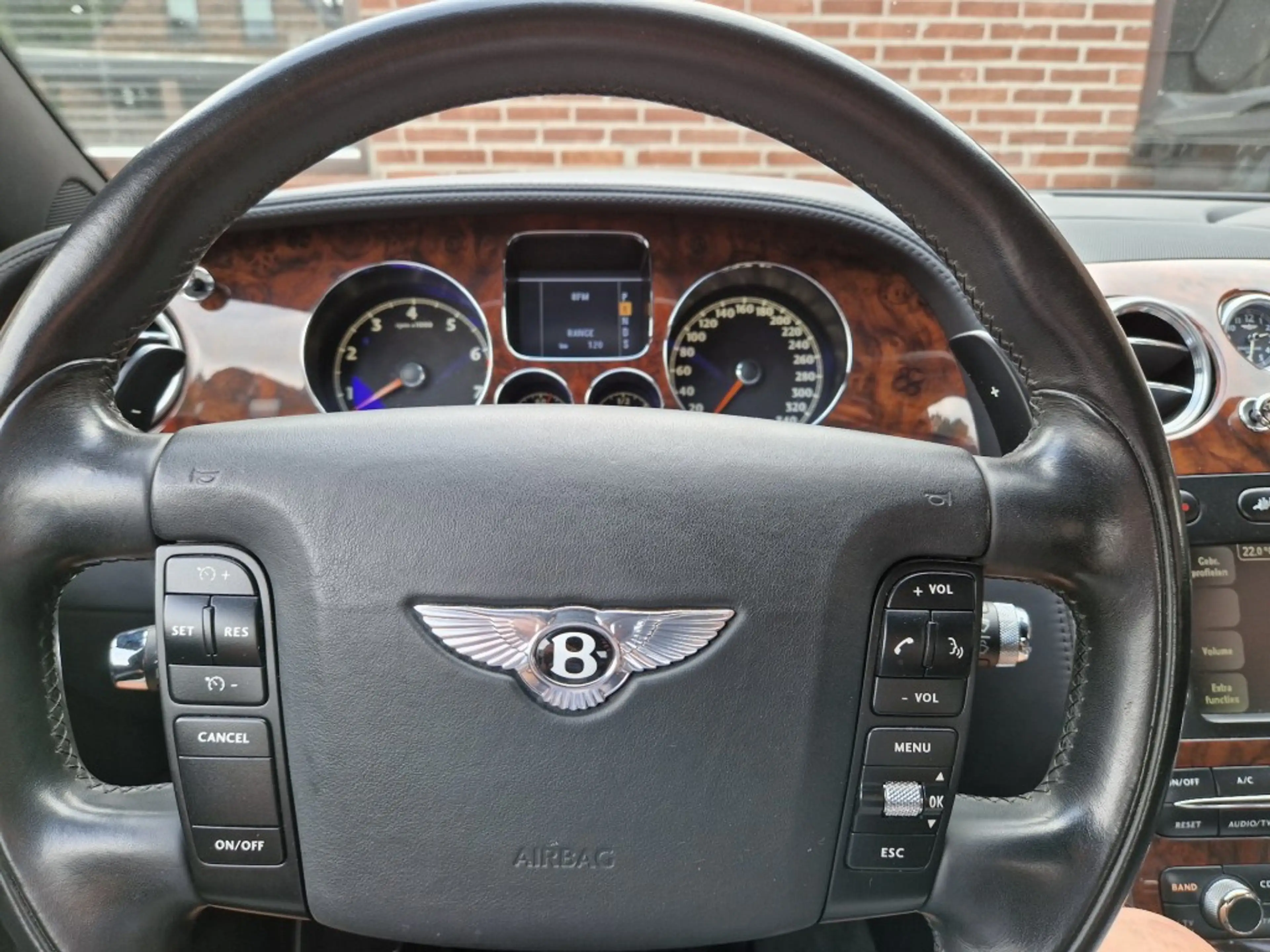 Bentley Continental GT 6.0 W12 560 Pk Aut. Originele NL-auto Dealer on — photo 15