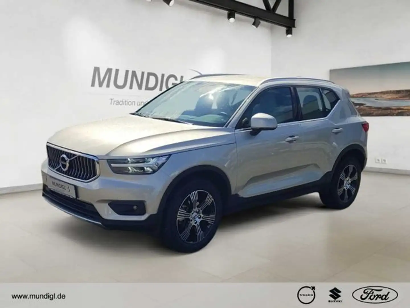 Volvo XC40 T3 Inscription LEDER NAVI AHK RFK SHZ FSH Beige - 1