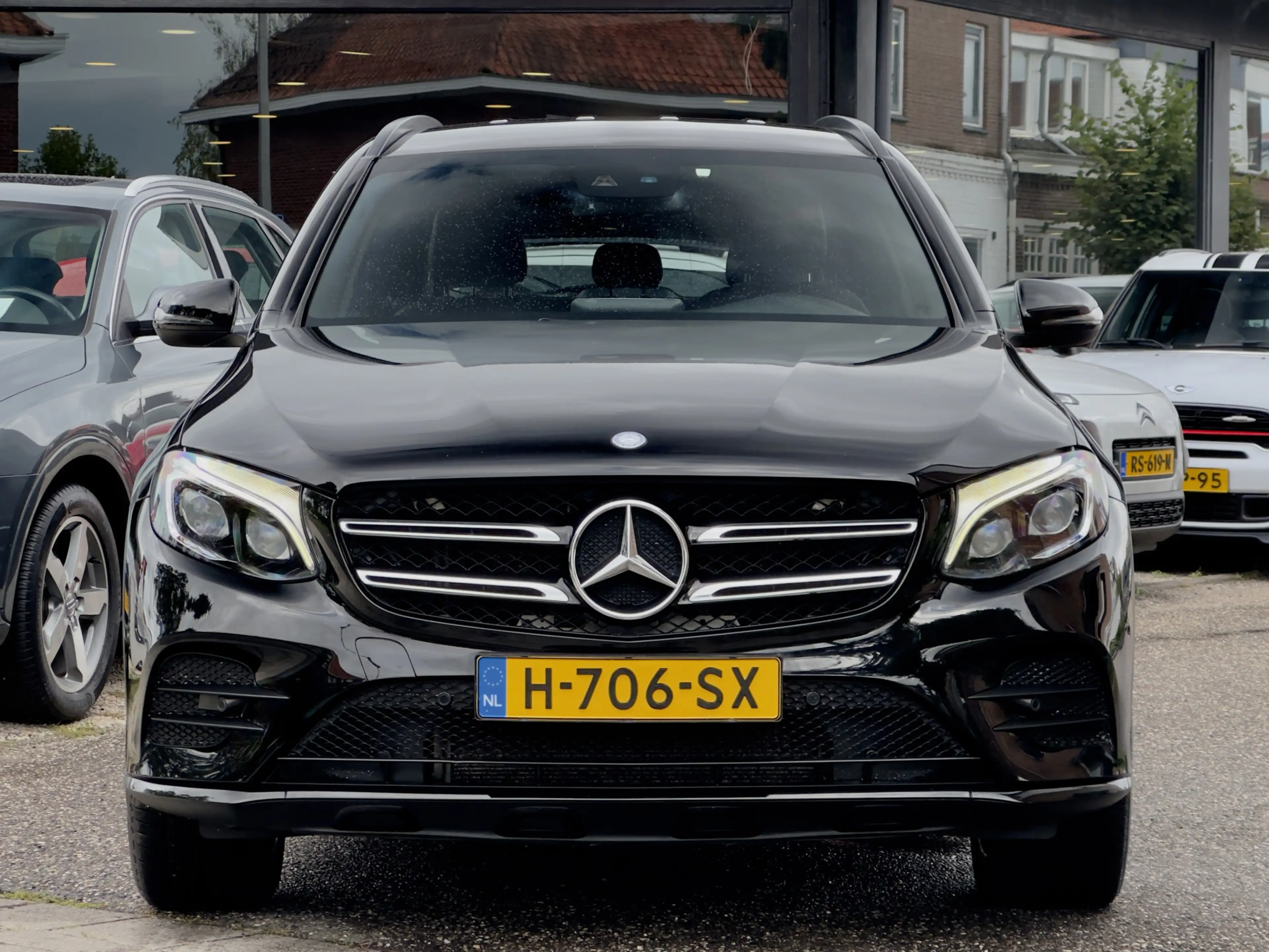Mercedes-Benz GLC 250 4MATIC AUT9 AMG-LINE LEDER NAVI AIRCO LED LMV-20" — photo 6