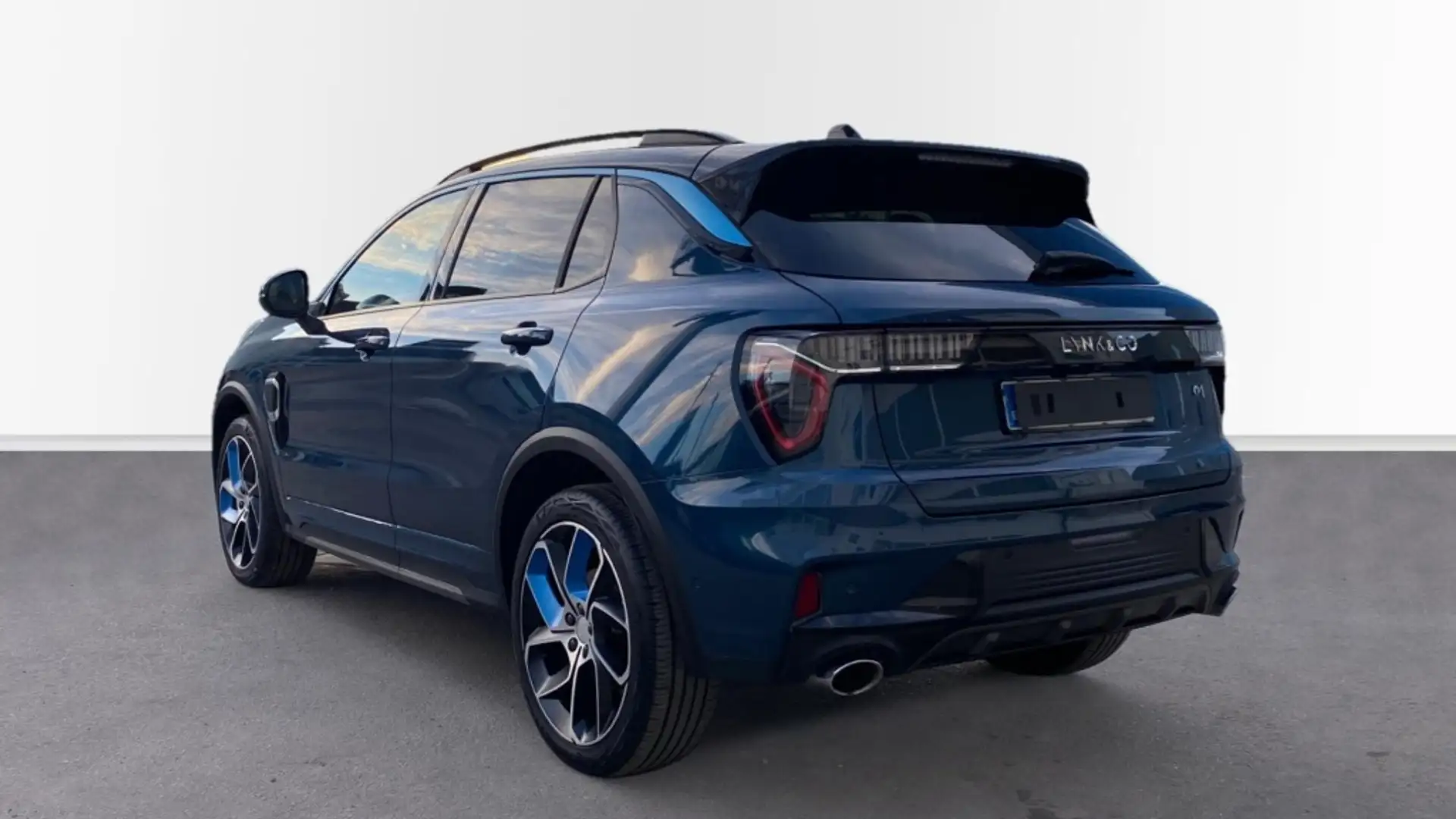 Lynk & Co 01 1.5 PHEV 6.6KW 5P Blau - 2