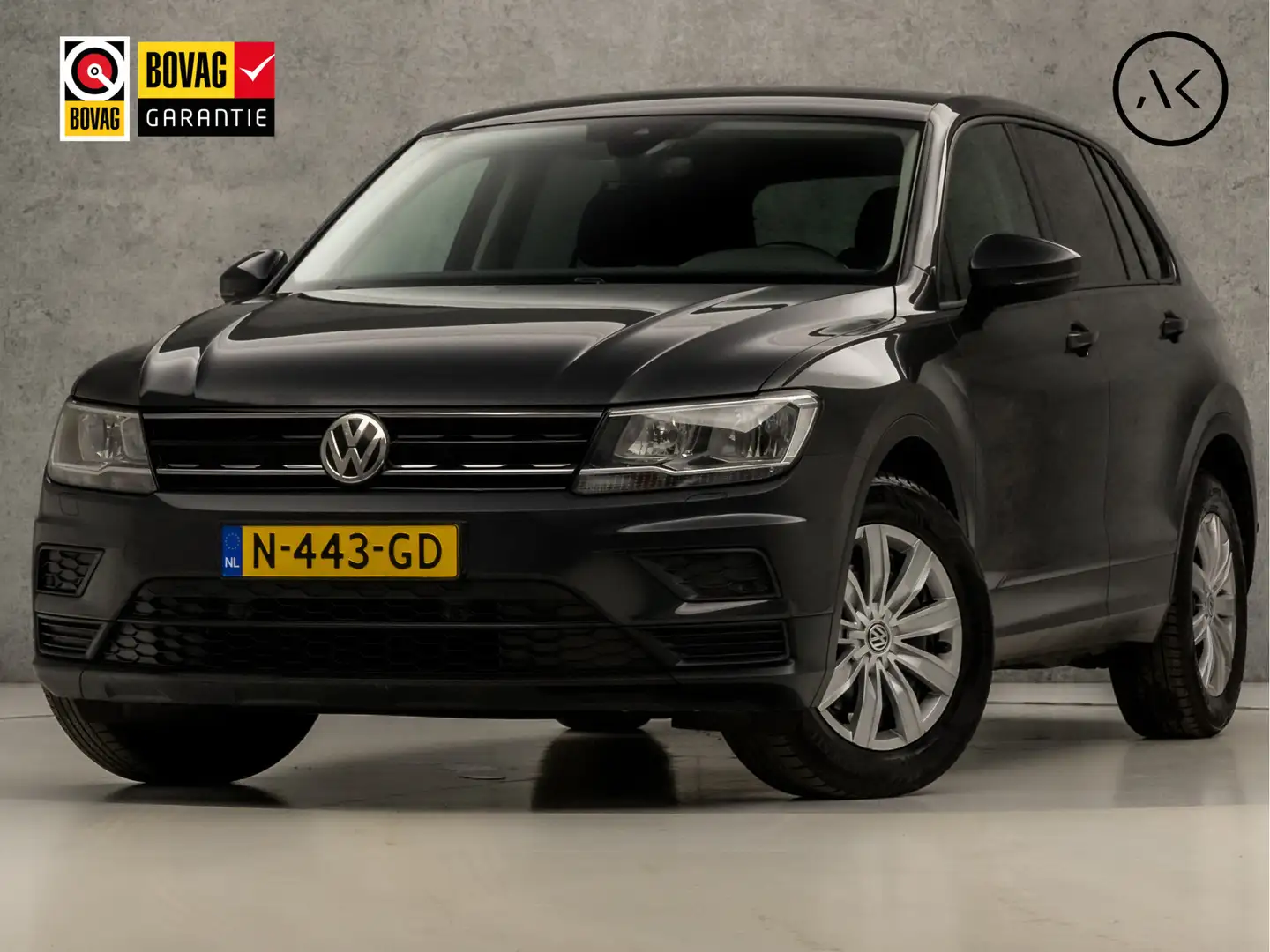 Volkswagen Tiguan 1.4 TSI Comfort (STOELVERWARMING, PARKEERSENSOREN, Grijs - 1