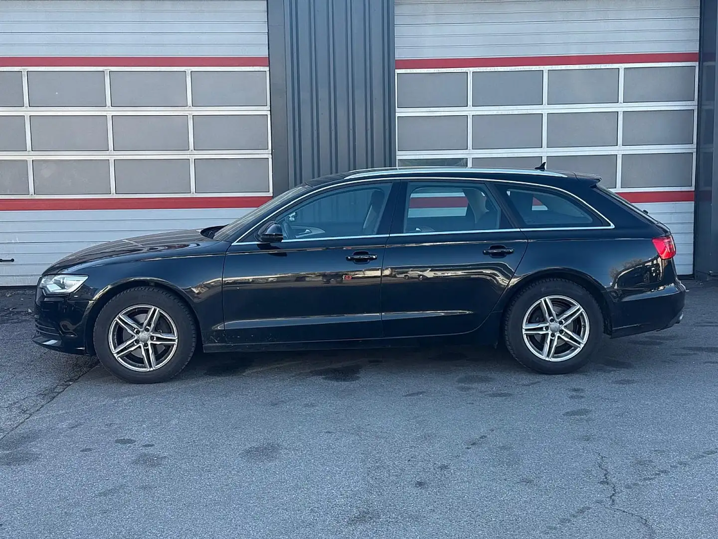 Audi A6 Avant 2,0 TDI DPF Multitronic | GEPFLEGTER ZUST... Zwart - 2