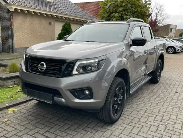 Nissan Navara 2.3 dCi N-Guard Double Cab 4X4 NAVI