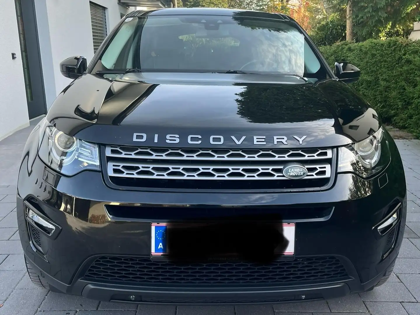 Land Rover Discovery Sport Discovery Sport 2,0 eD4 Pure e-Capability Pure Schwarz - 2