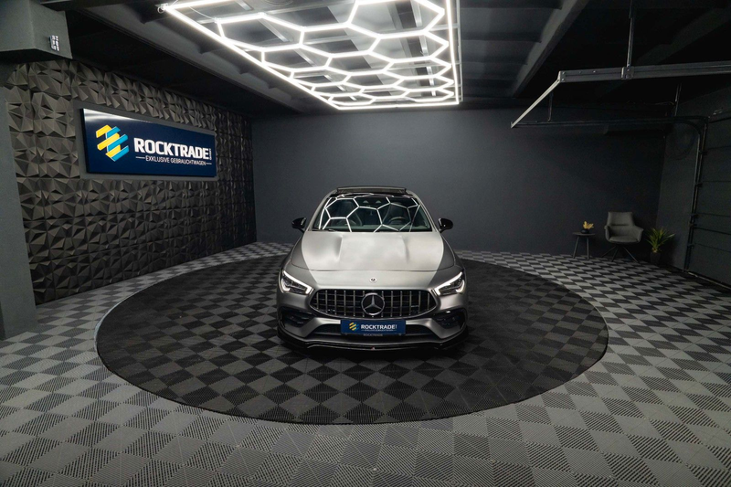 Mercedes-Benz CLA 35 AMG 4Matic Performance Night-Paket | Pano — photo 3