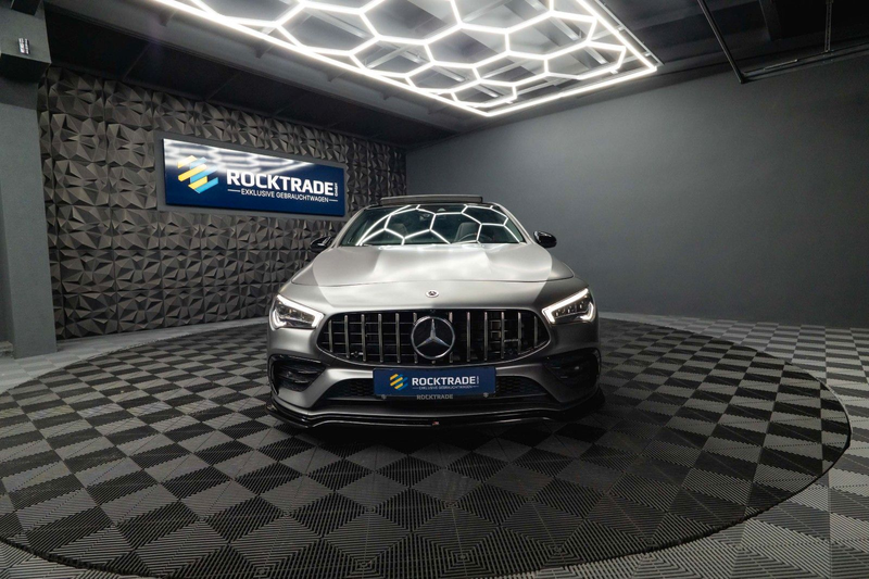 Mercedes-Benz CLA 35 AMG 4Matic Performance Night-Paket | Pano — photo 4