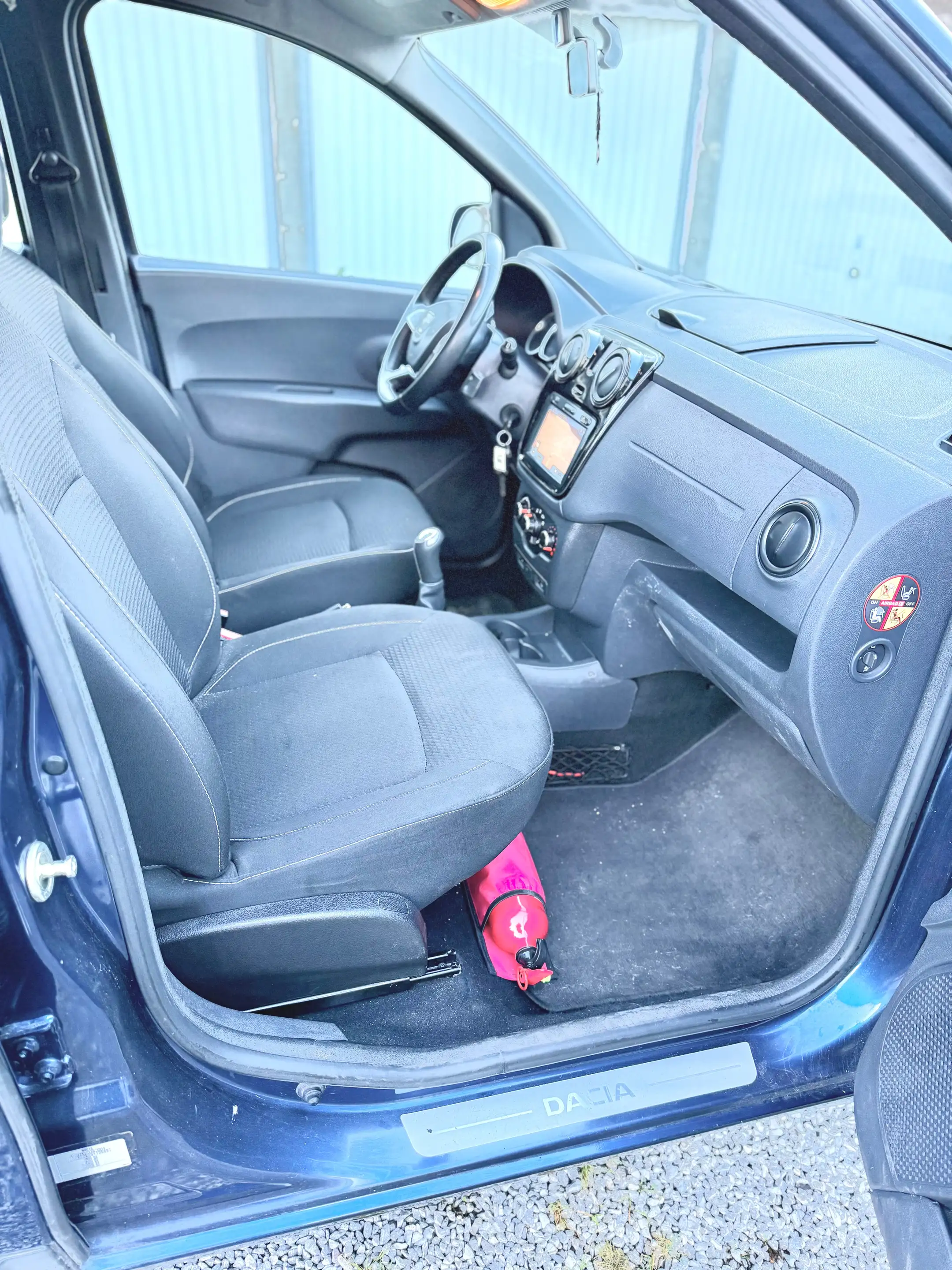 Dacia Lodgy Lodgy Stepway 1.6i SCe SL Rainbow 7pl.(EU6.2) — photo 8