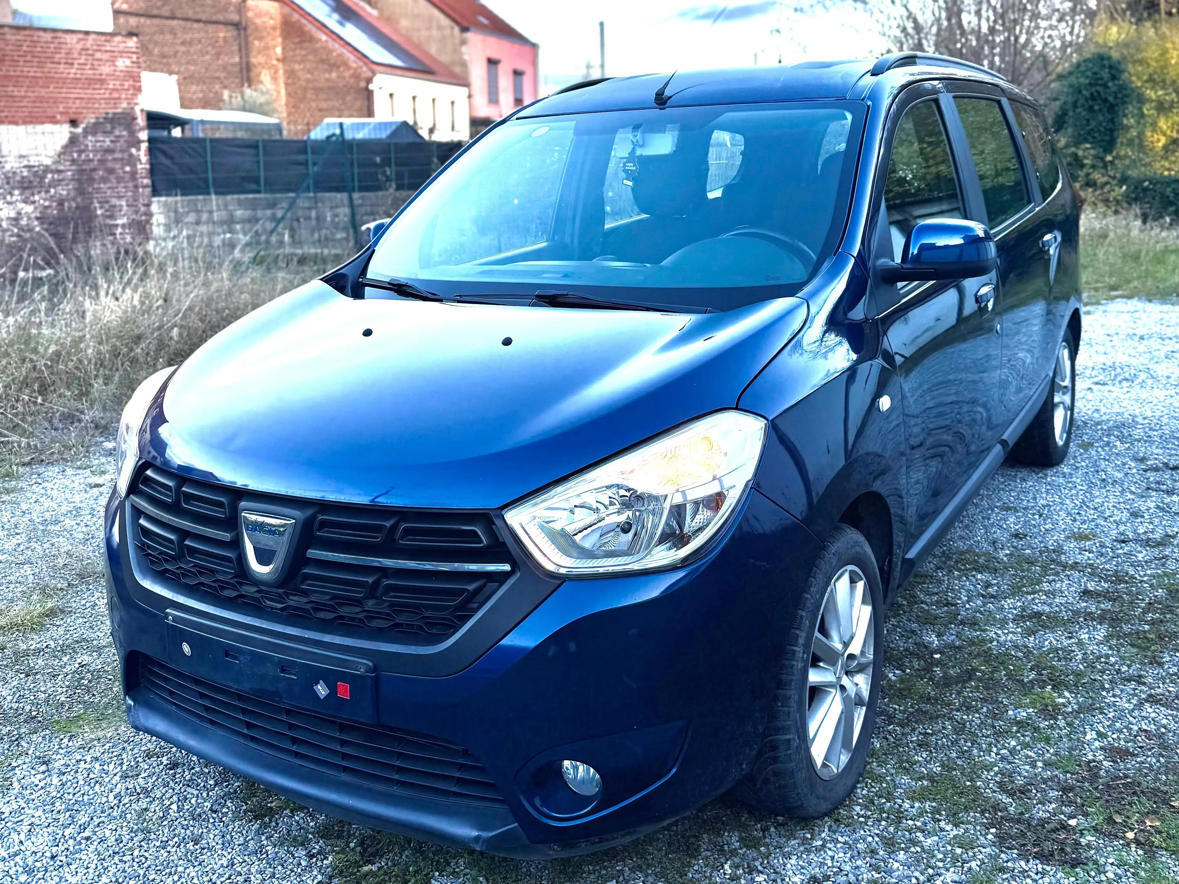 Dacia Lodgy Lodgy Stepway 1.6i SCe SL Rainbow 7pl.(EU6.2)
