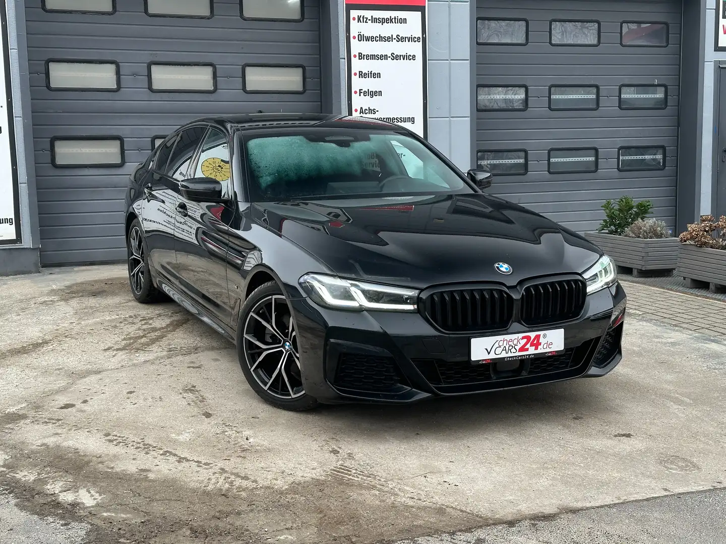 BMW 520 i M Sport*349€* Negro - 2