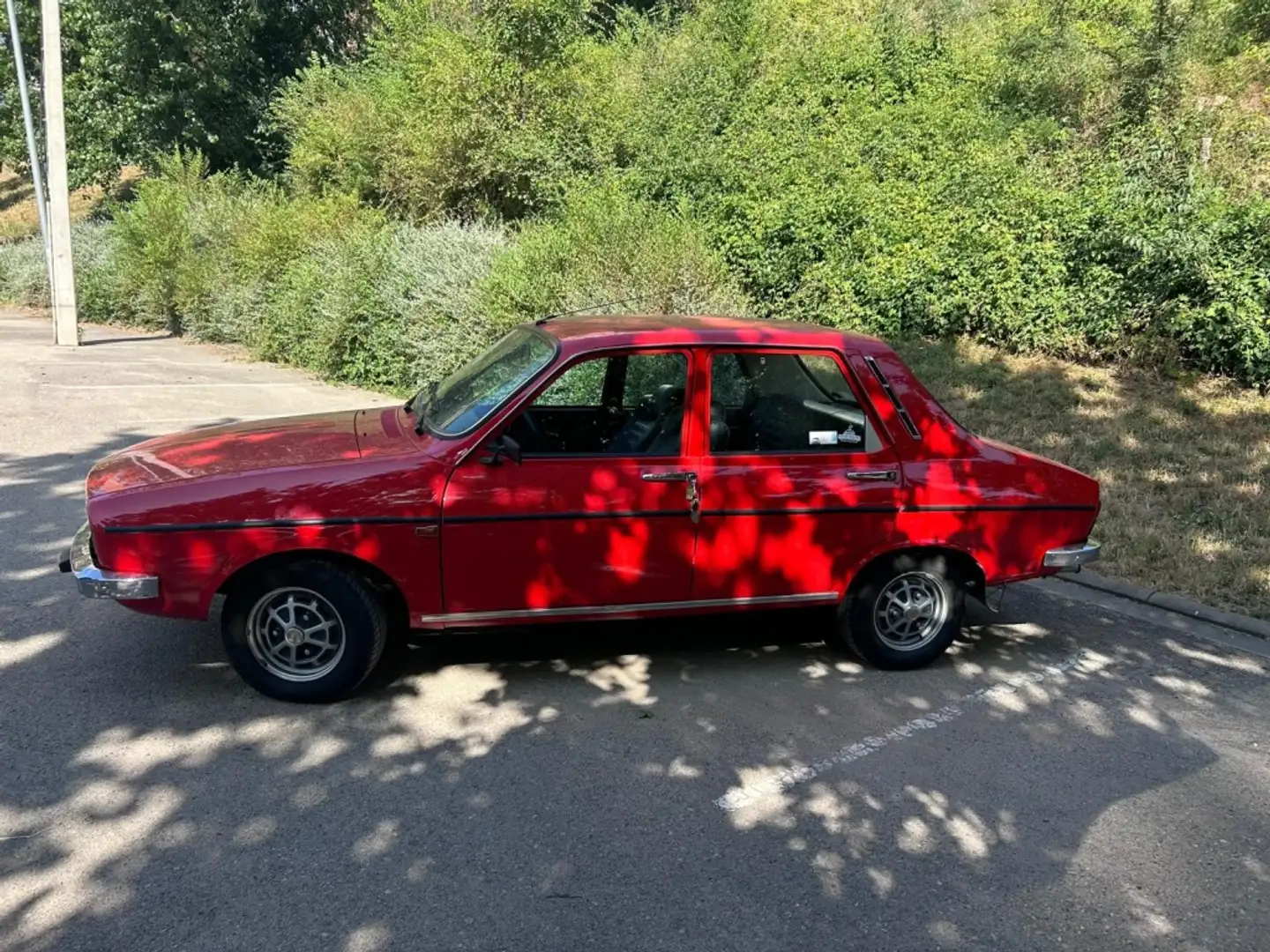 Renault RENAULT R12 Berlina  Manual de 4 Puertas Червоний - 2