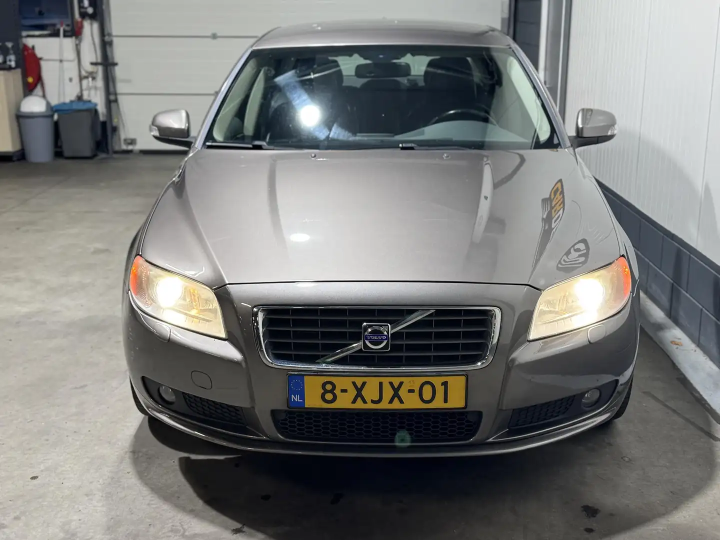 Volvo S80 2.5 T Summum Grau - 2