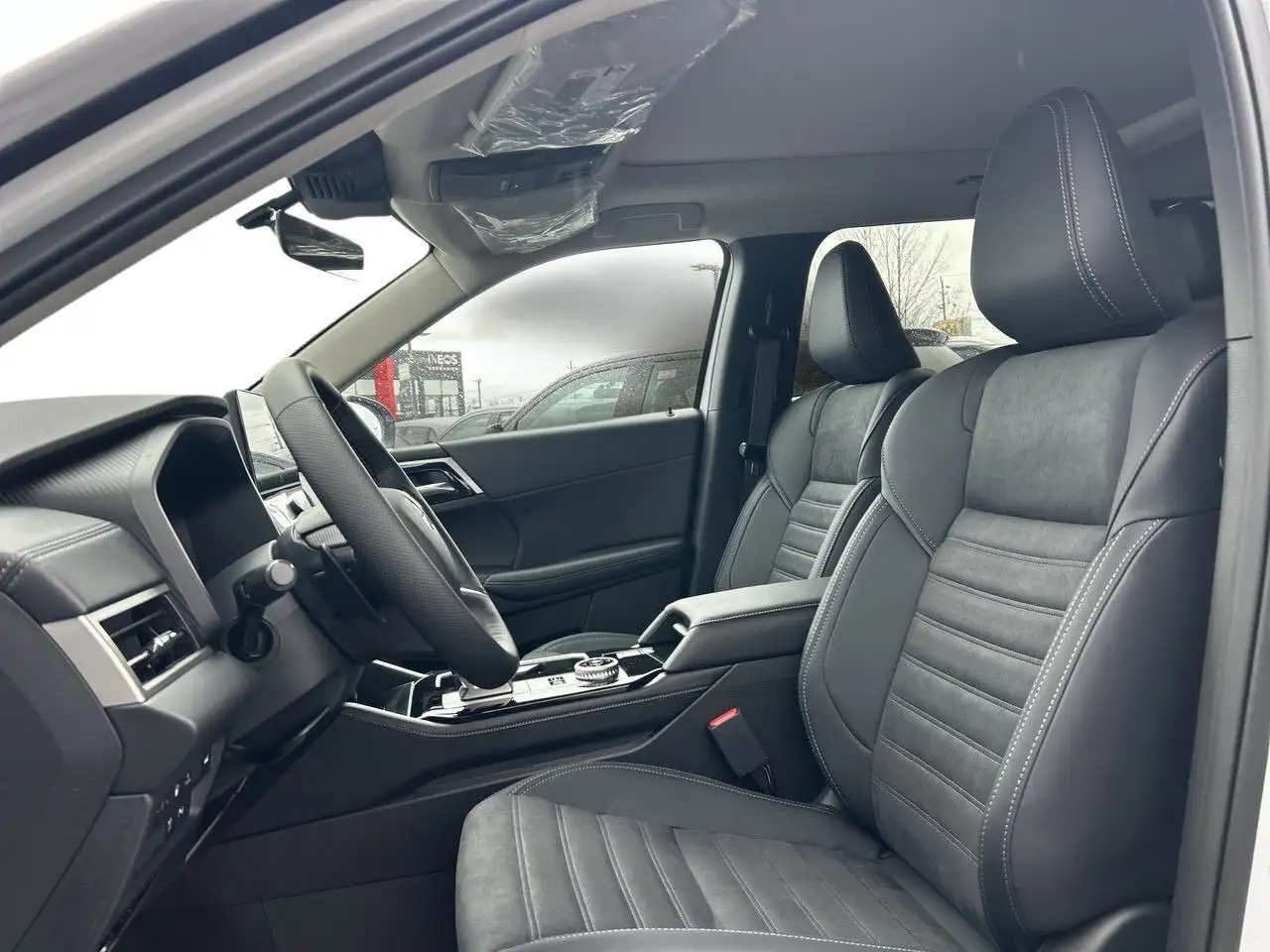 Mitsubishi Outlander снимка Mitsubishi Outlander