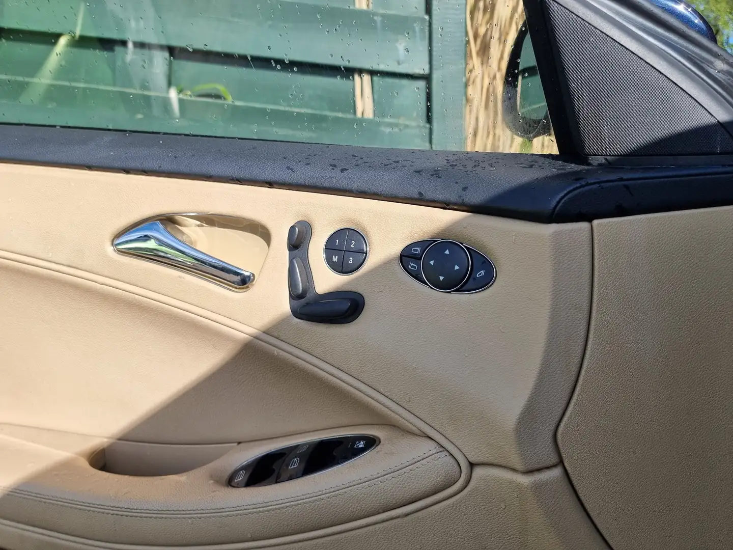 Mercedes-Benz CLS 350 Modrá - 2