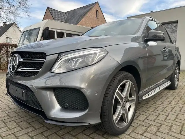 Mercedes-Benz GLE 350 GLE 350 d 4Matic 9G-TRONIC AMG Line